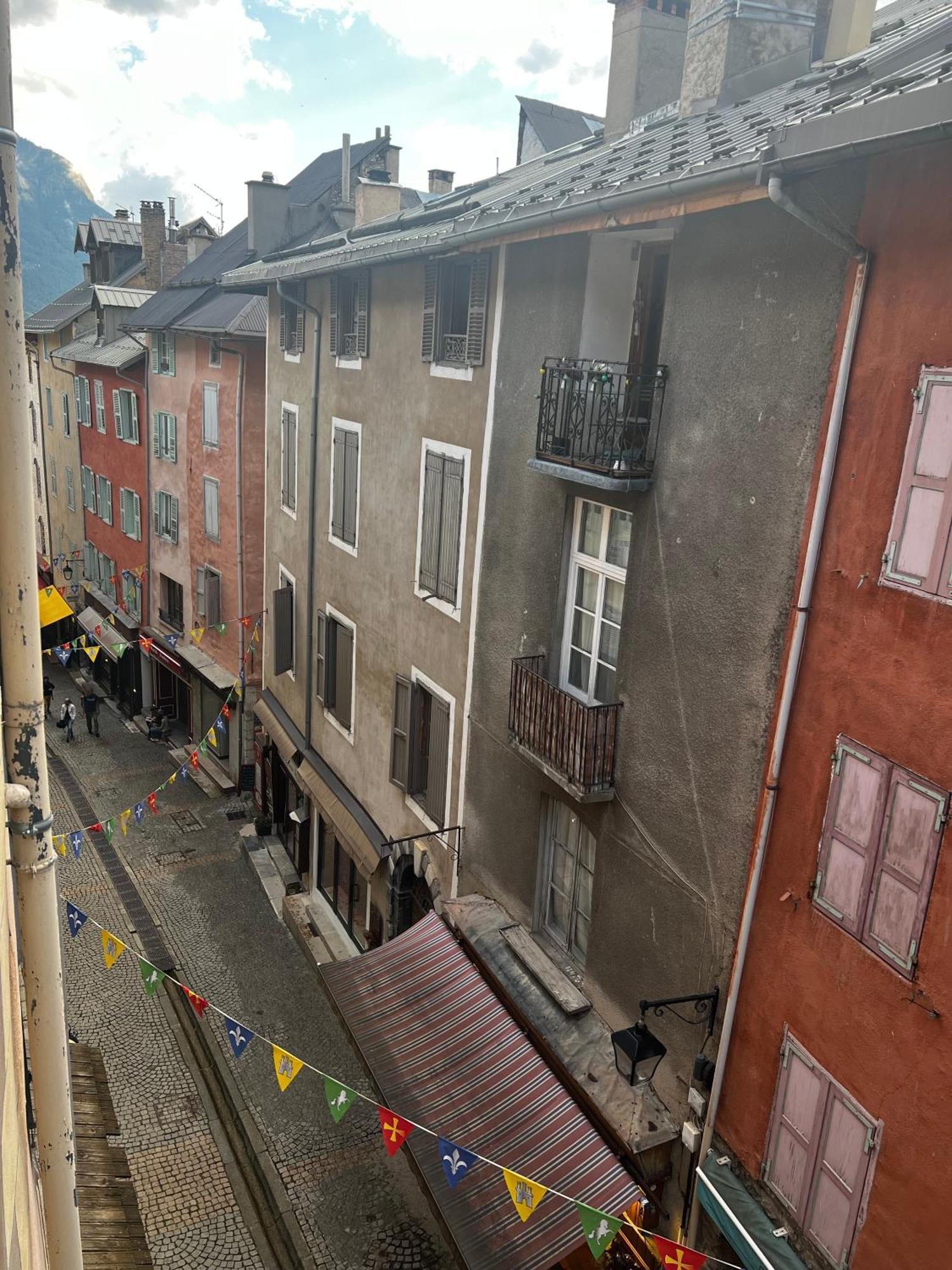 Appartement Moderne Et Chaleureux Briançon Kültér fotó